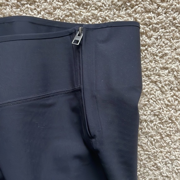 Athleta Pants & Jumpsuits Euc Athleta Interstellar Tight Poshmark